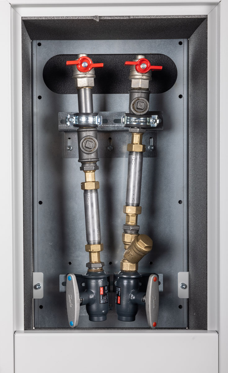 Indmuringsskab H590B350D200-350mm. - RAL7035 - Kompositlåge - målerinstallation - Danfoss Twinrør DN20 m/m